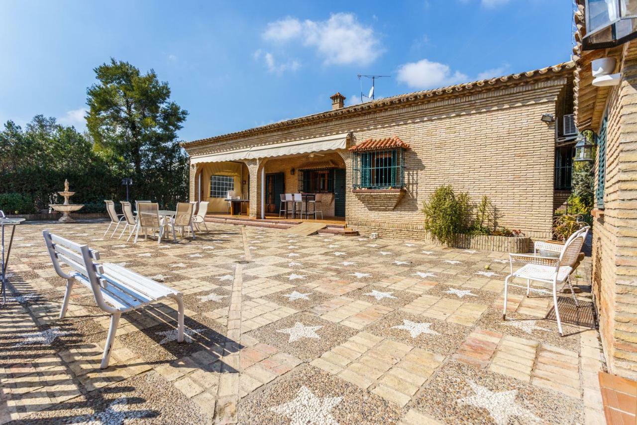 Divi Apartments Villa Reyes Mairena del Aljarafe Luaran gambar