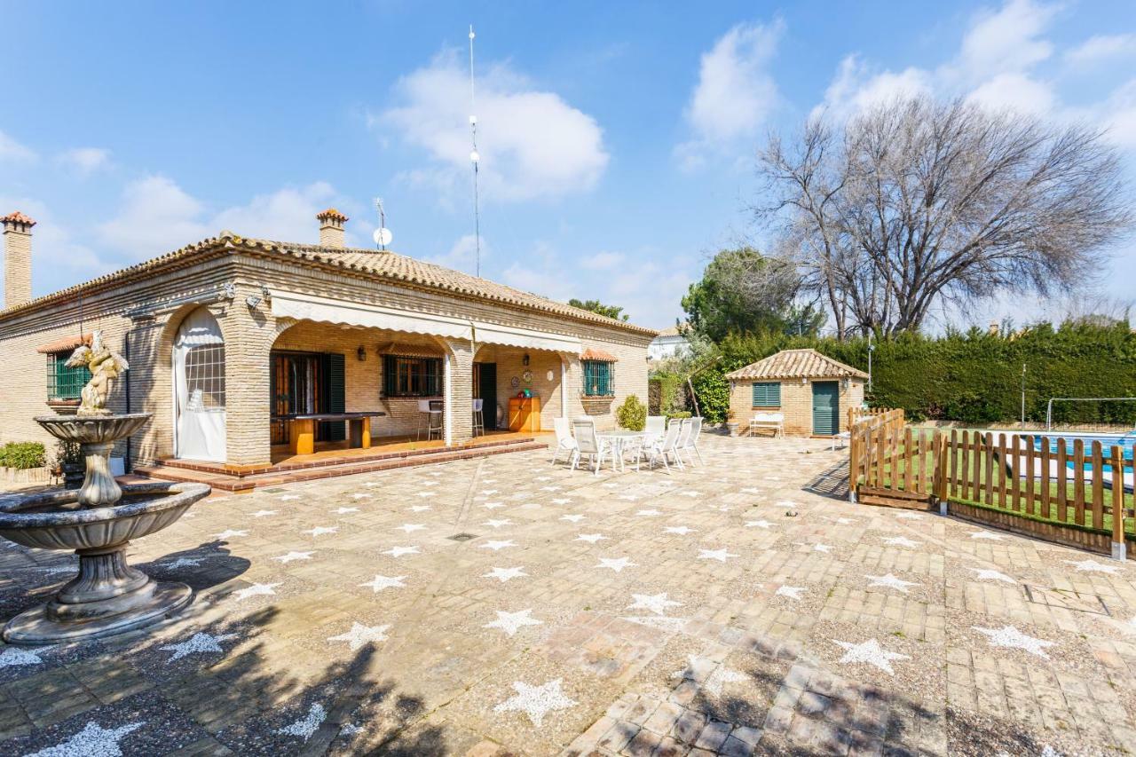 Divi Apartments Villa Reyes Mairena del Aljarafe Luaran gambar