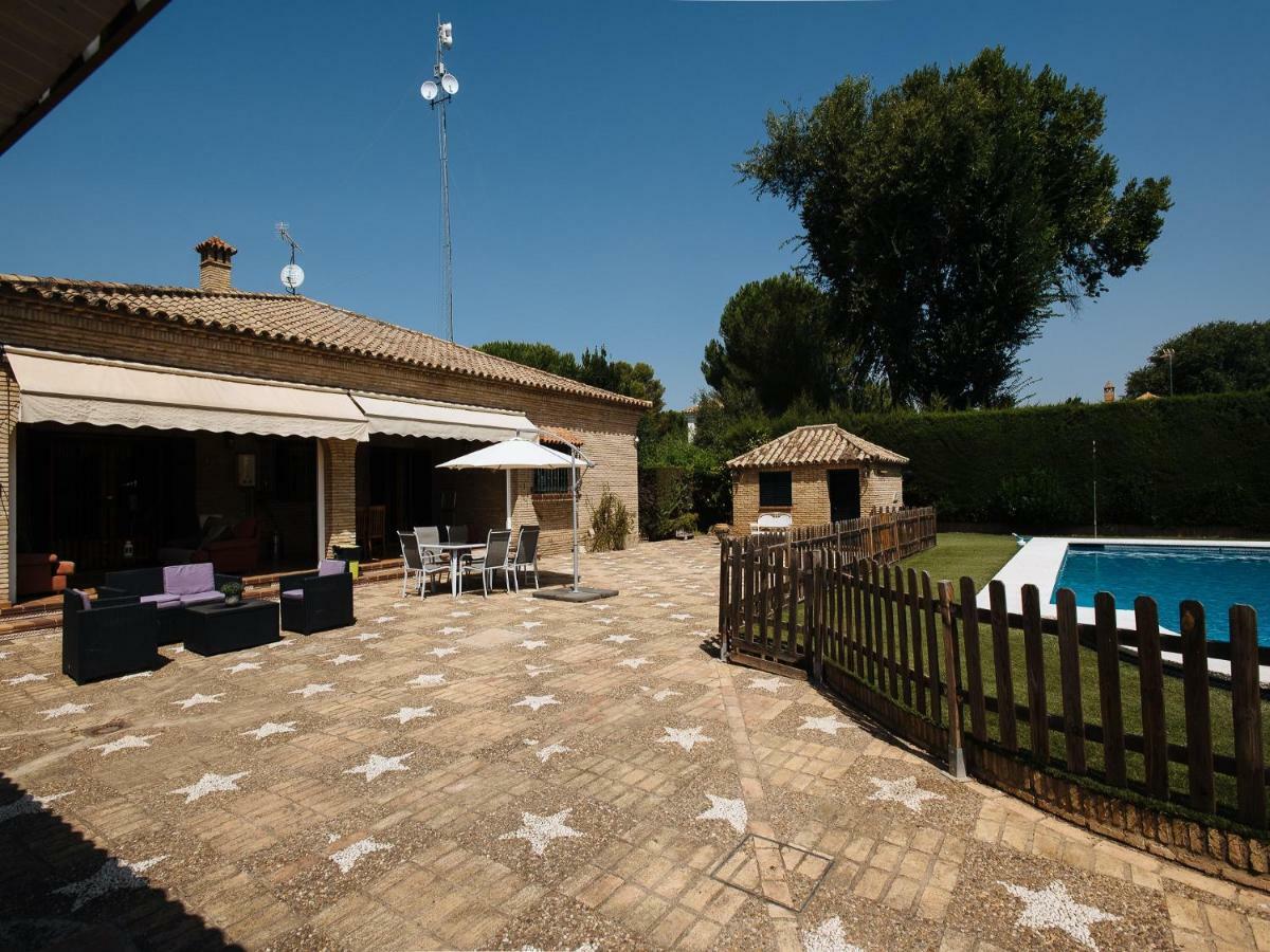 Divi Apartments Villa Reyes Mairena del Aljarafe Luaran gambar